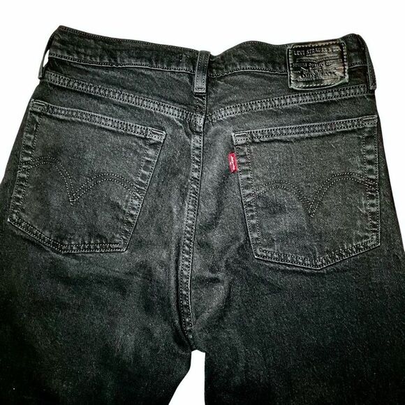 Levi’s Wedgie Straight Ankle Jeans in Distressed Dark Black Women’s 27 - Picture 10 of 15
